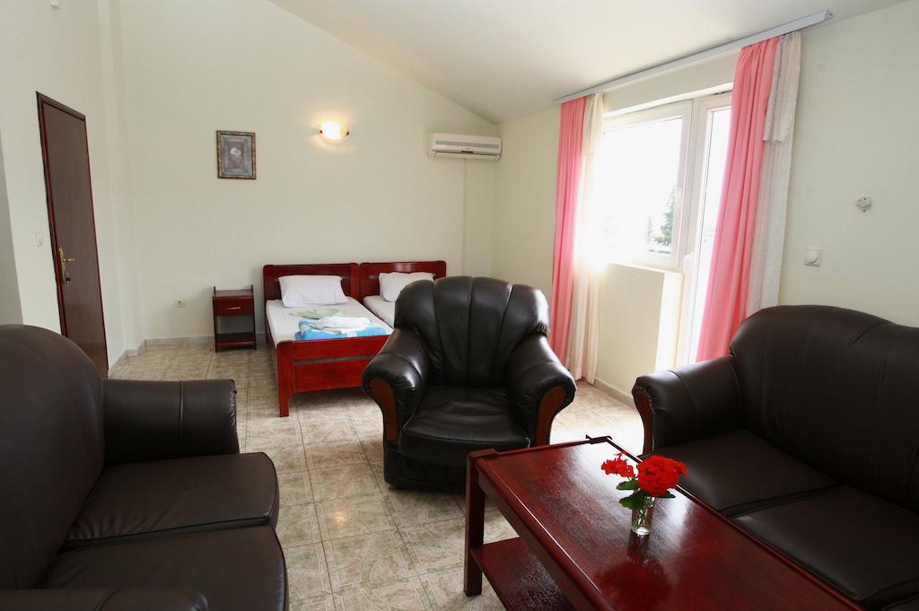 Hotel Vila Prestige Budva Habitación foto